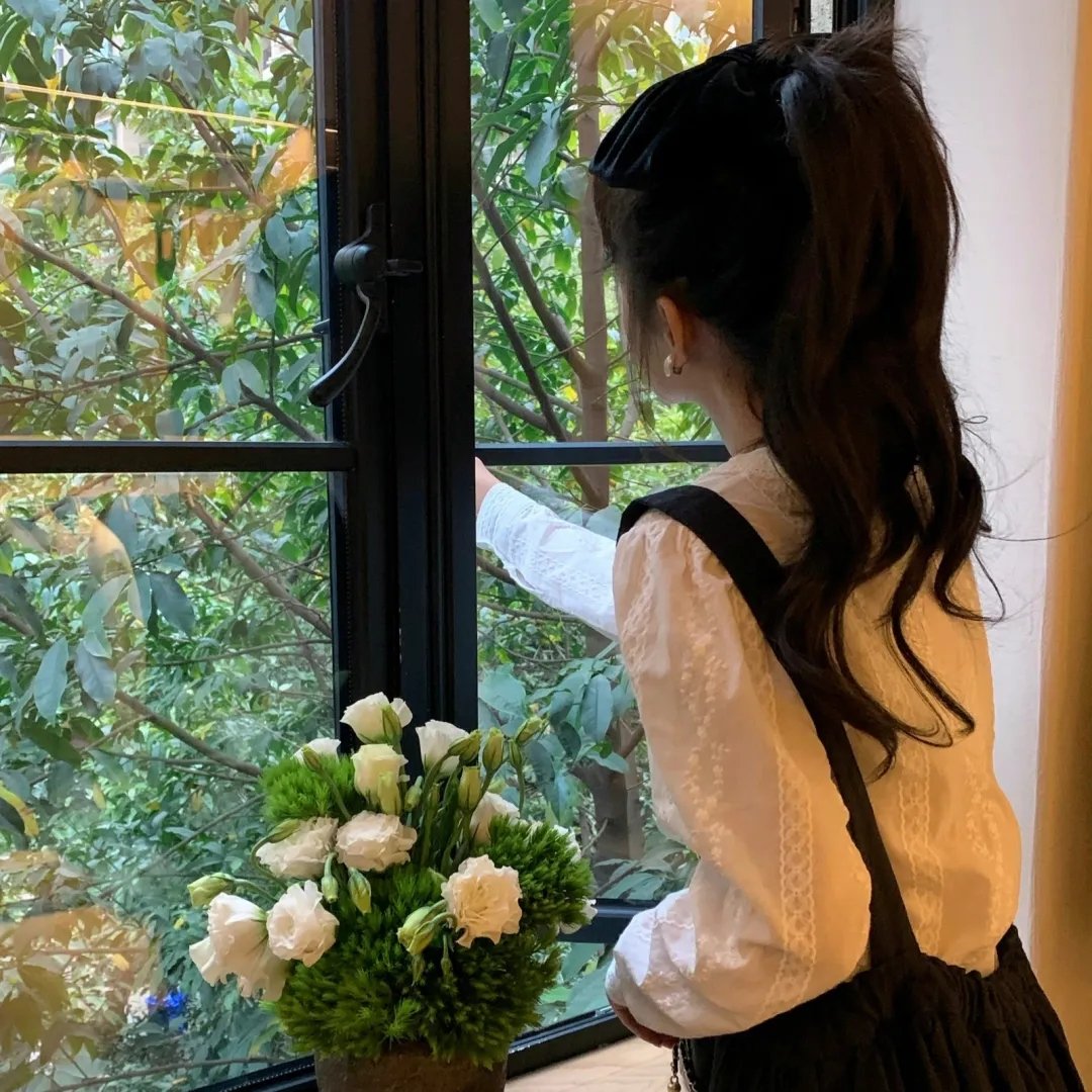开画少女漫